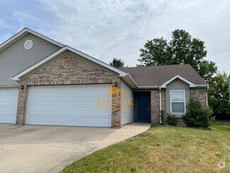 Building Photo - 3607-3609 Thornhill Cir E