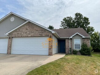 Building Photo - 3607-3609 Thornhill Cir E