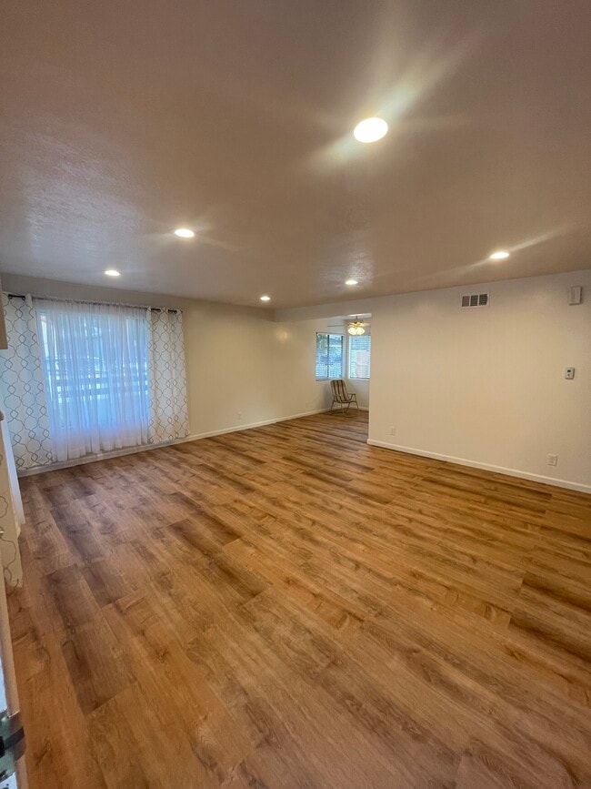Living Room - 7721 Friends Ave