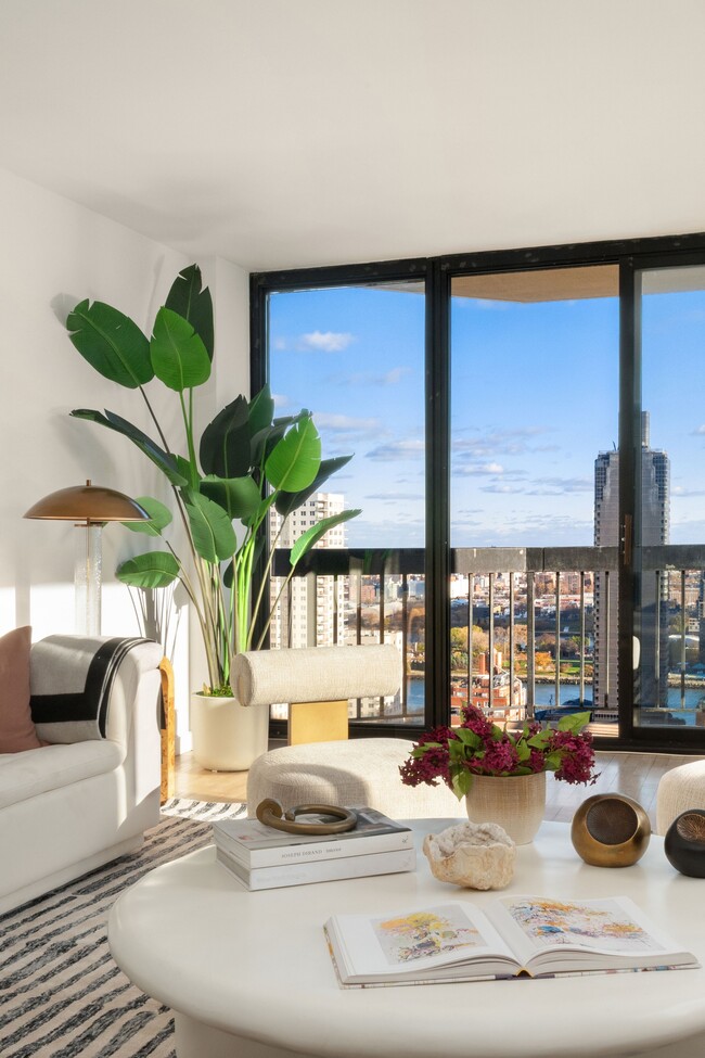 Foto del edificio - 330 E 75th St