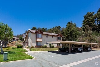 Building Photo - 2028 Manzana Way