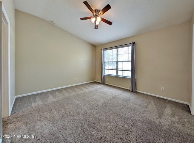 Building Photo - 5762 Sandstone Way