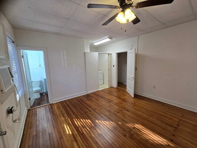 Foto del edificio - 940 Bay St NE