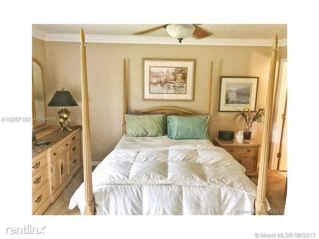Building Photo - 9485 Boca Cove Cir