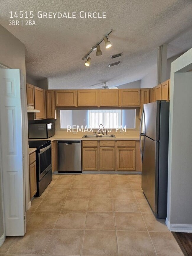 Building Photo - 14515 Greydale Cir