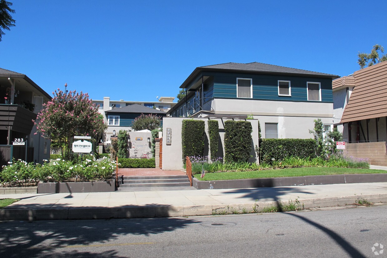 Primary Photo - Molino House