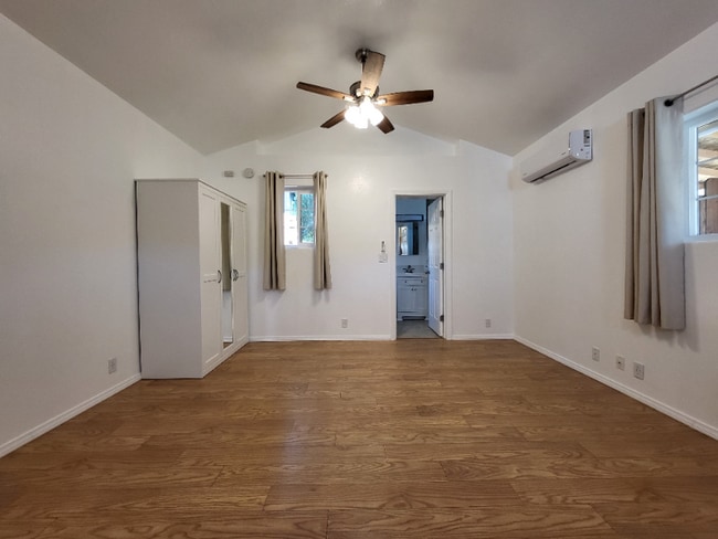 Building Photo - 9177 Creekford Dr