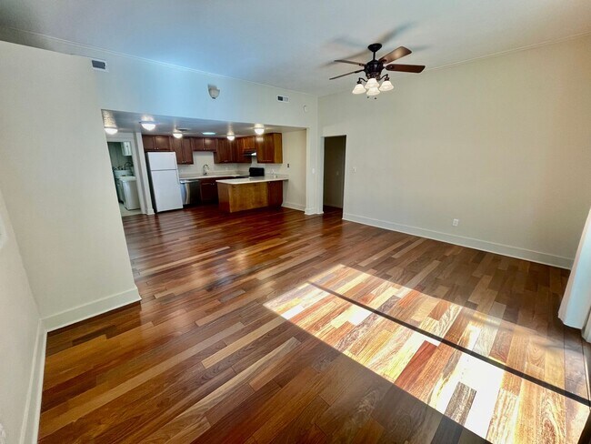 Foto del edificio - 3139-3143 SE 26th Ave