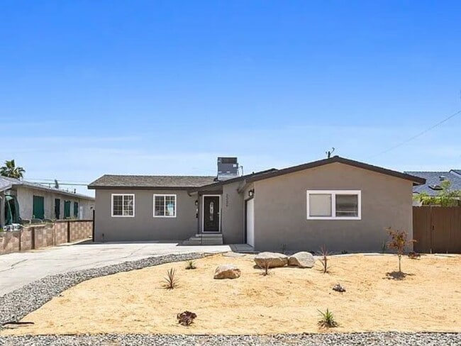 Foto del edificio - 2229 Gale Ave