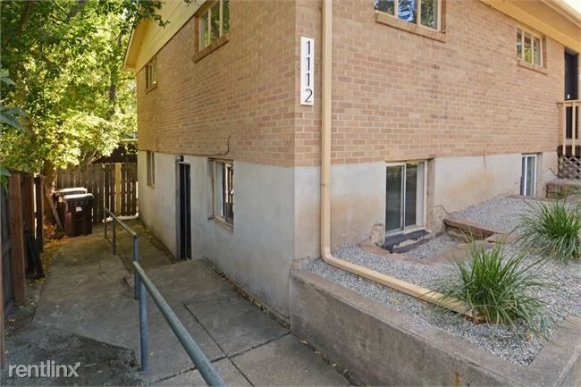 Building Photo - 1112 6th St