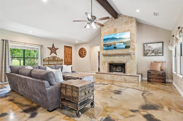 Foto del edificio - 1389 Co Rd 3591