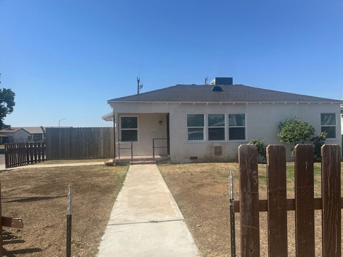 Foto principal - 501 Linda Vista Dr
