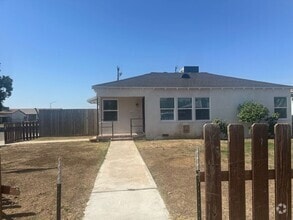 Building Photo - 501 Linda Vista Dr