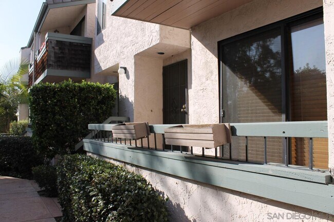 Foto del edificio - 3893 California St