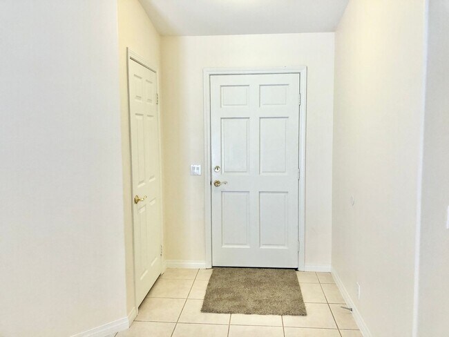 Foto del edificio - Light & Bright Single-Story Home in the Heart of Fallbrook, Complete with Private, Fully Fenced B...