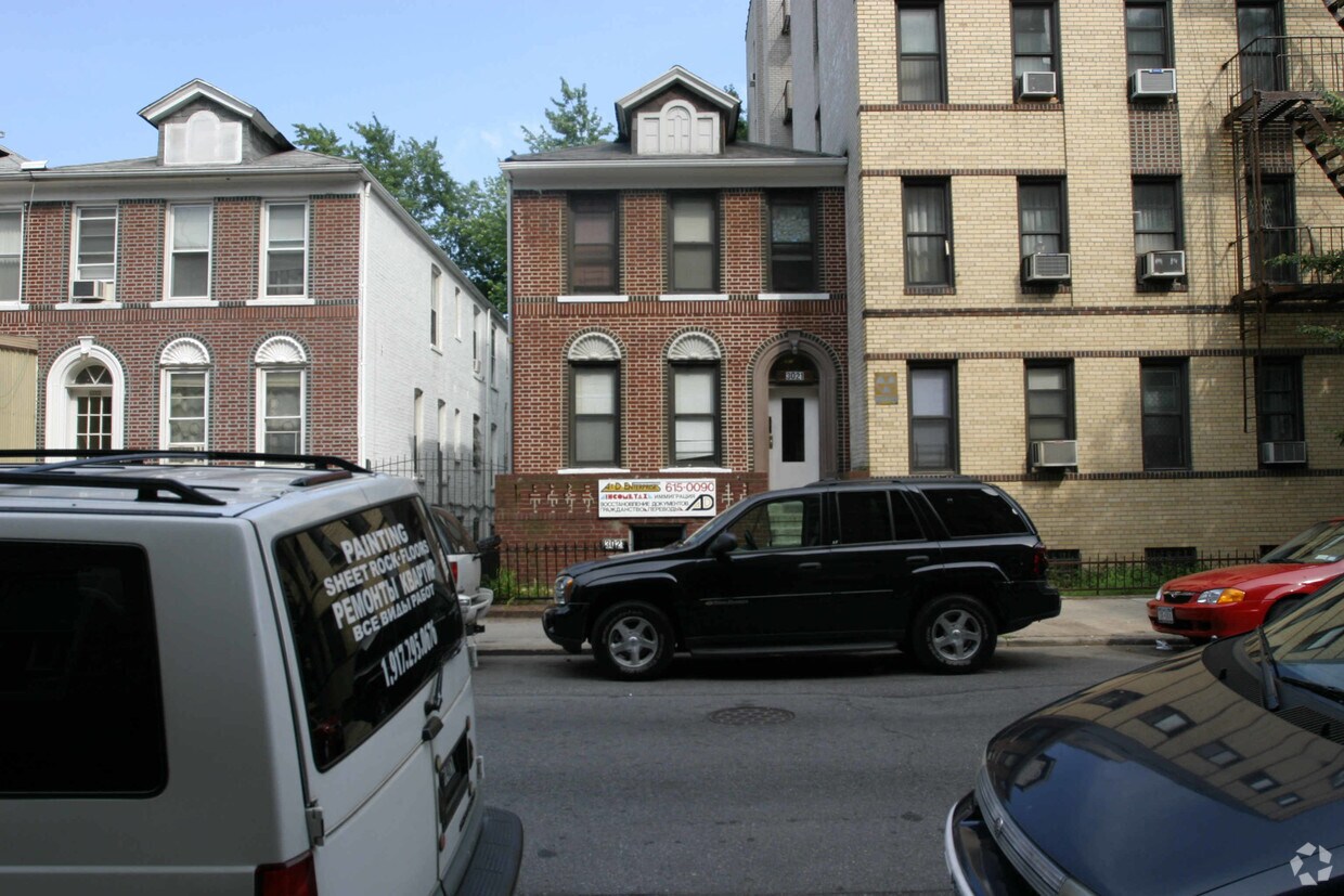Primary Photo - 3021 Brighton 12th St
