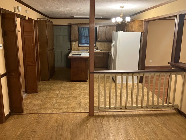 Building Photo - Room in Duplex on Vonda Ln SW