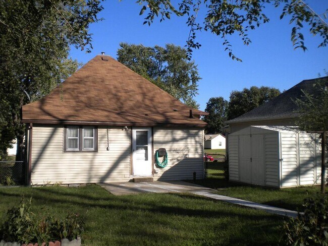 Foto del edificio - 1810 S Quincy Ave