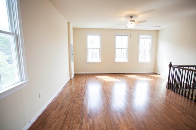 Foto del edificio - 613 N 21st St