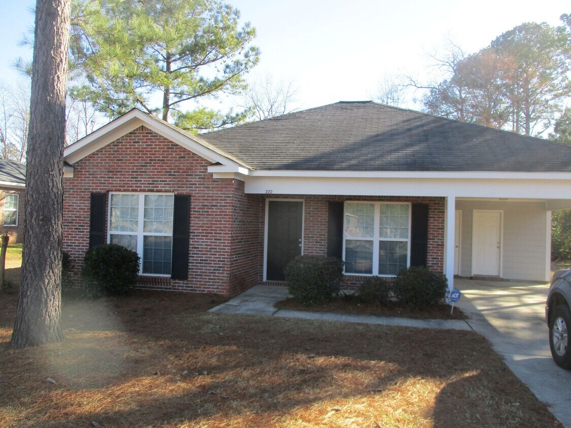 Foto principal - 222 Glade Ln