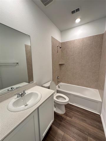 Foto del edificio - 1132 N Churchill Dr