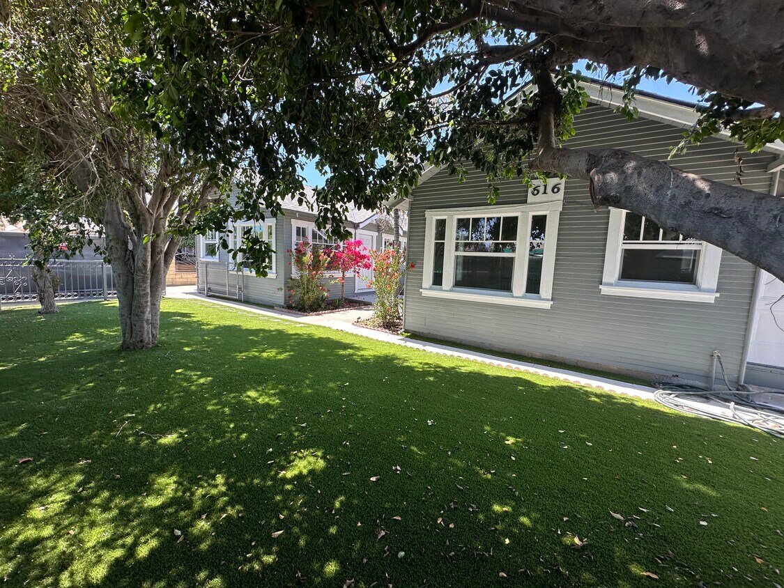 Foto principal - 616 S Van Ness Ave