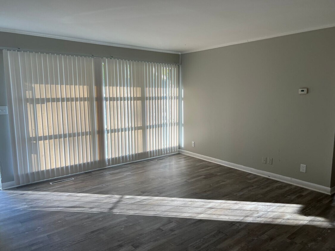 Foto del edificio - Awesome 2 bedroom ranch Section 8 approved