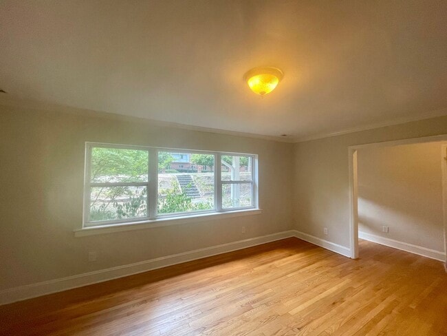 Building Photo - 1313 S Alston Ave