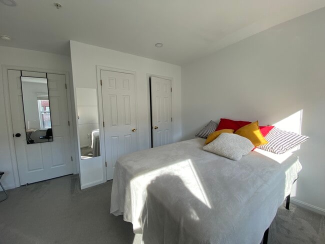 Foto del edificio - 1327 Belmont St NW