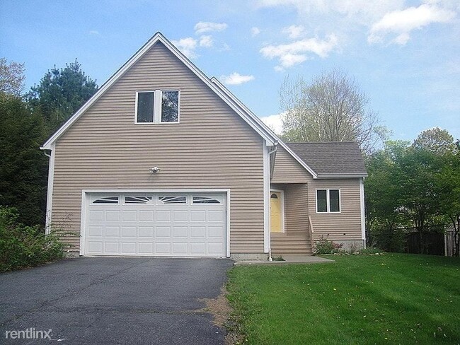 Building Photo - 4 br, 3 bath House - 31 Bradford Ln