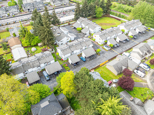 Aerial Photo - Applewood Lane Condominium