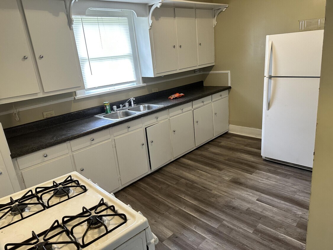 Foto del edificio - 210 Cherry St