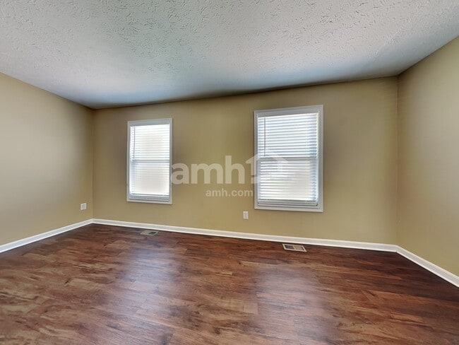 Building Photo - 1012 Lofton Drive