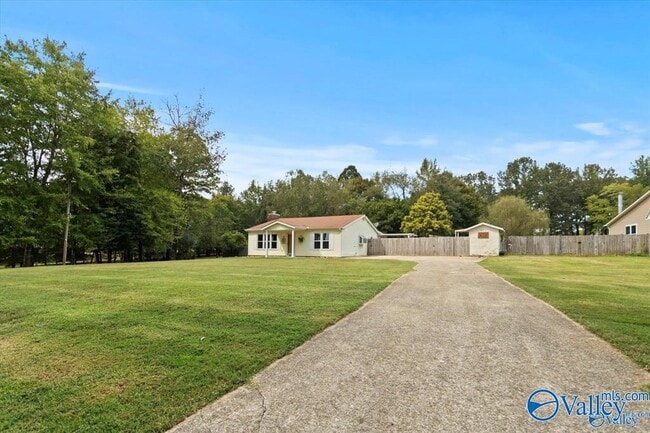 Building Photo - 8565 Curtis Rd