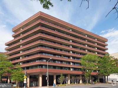 Building Photo - 2555 Pennsylvania Ave NW
