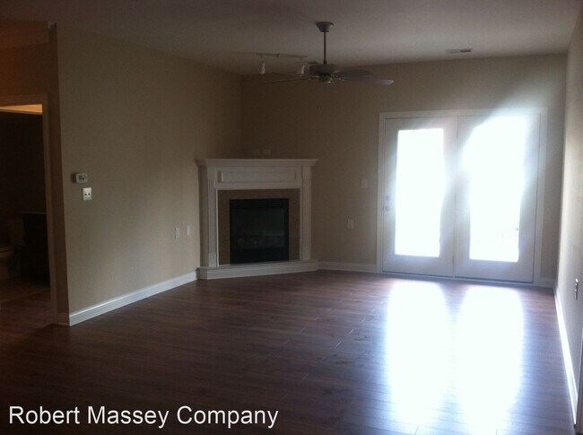 Building Photo - 12504-12506 Townepark Way