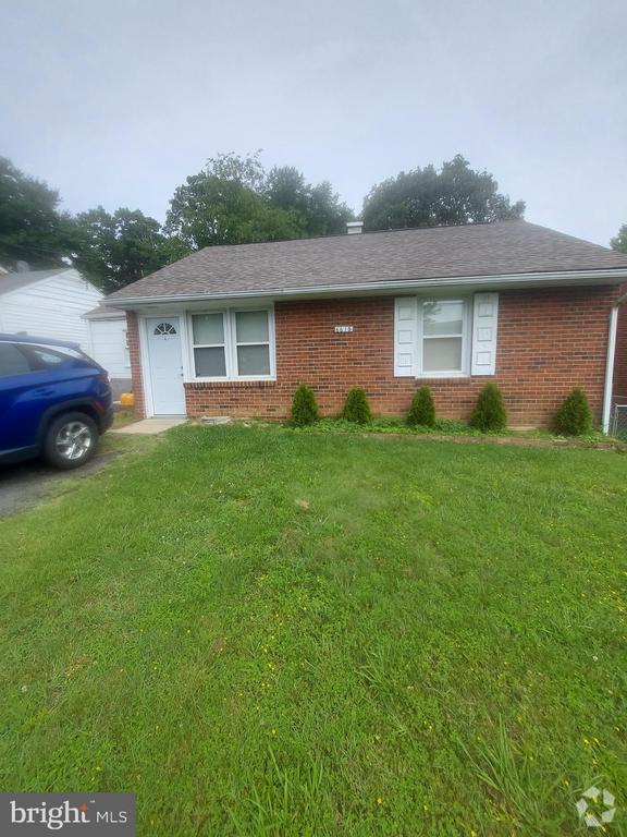Building Photo - 6615 St Barnabas Rd