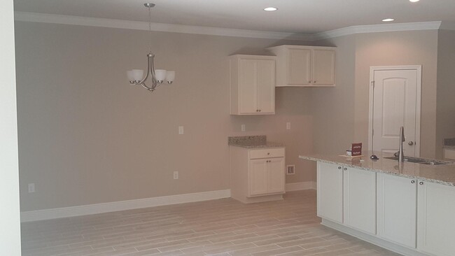 Foto del edificio - 196 Eagle Bay Ln