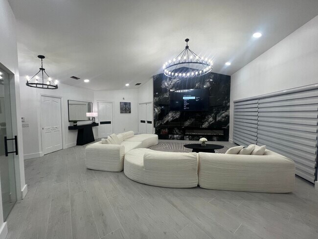 Foto del edificio - 13302 Doubletree Cir