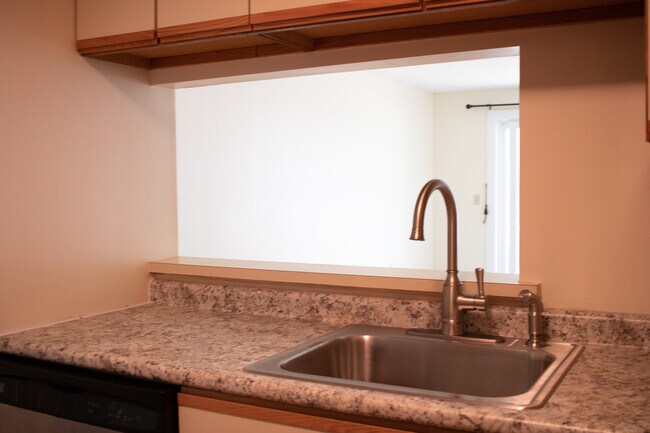 Foto del edificio - 1 Timberwood Dr