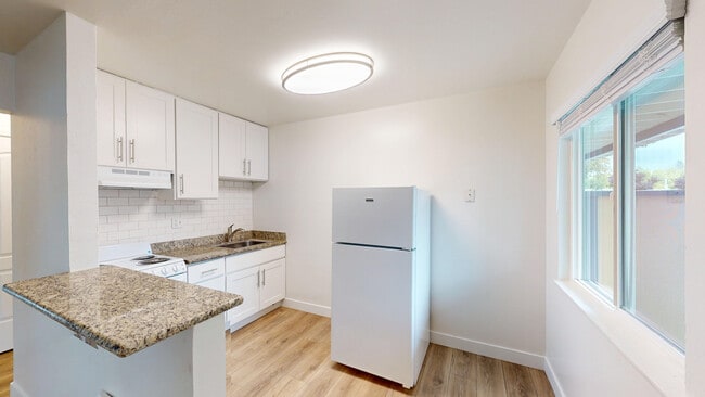 Building Photo - 15439 Marty Dr