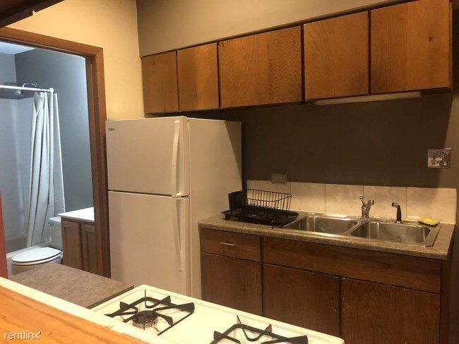 Foto del edificio - 2241 N Wayne Ave