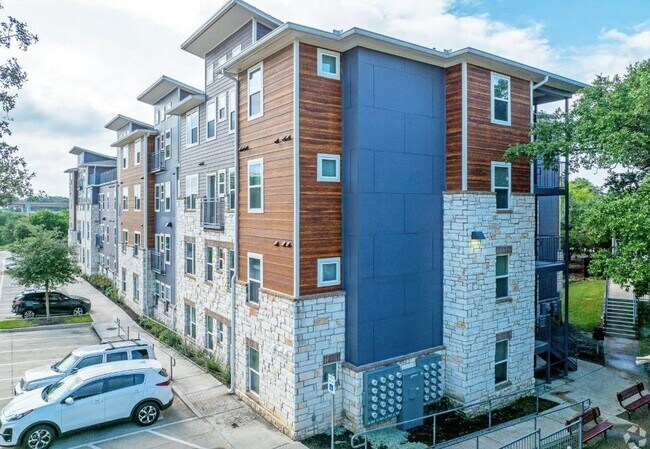Foto del edificio - 2401 E Oltorf St