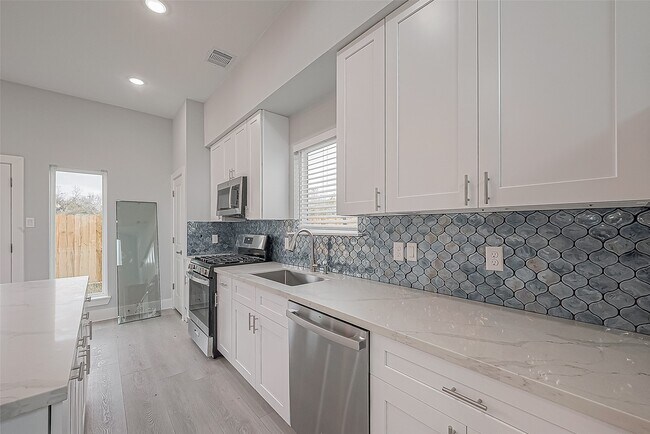 Foto del edificio - 9204 Buffum St