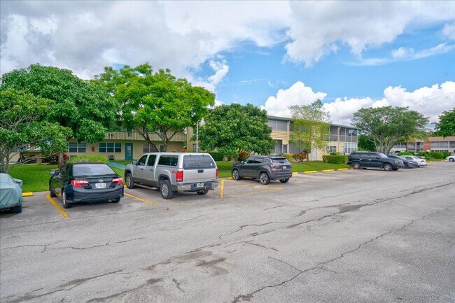 Foto del edificio - 110 Dorchester E