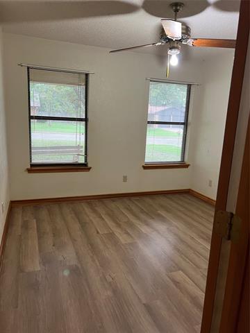 Foto del edificio - 501 Spring Meadow St