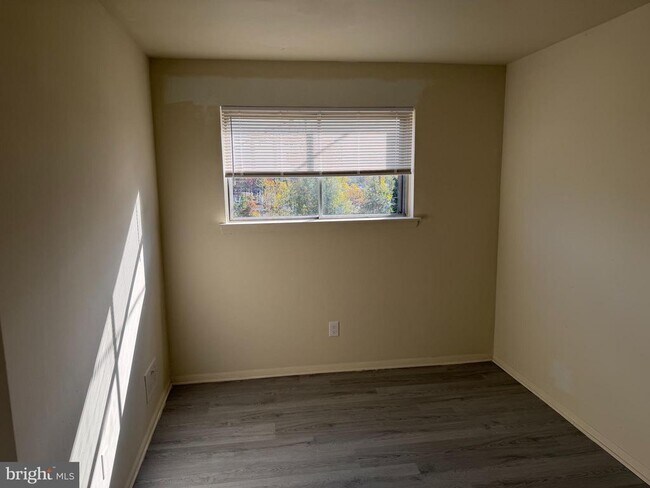Foto del edificio - 539 Homestead Rd