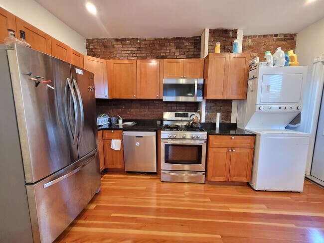 Photo - 3 Mark St Apartment