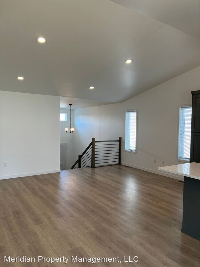 Foto del edificio - 4 br, 3 bath House - 6035 8th St W