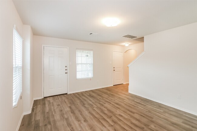 Foto del edificio - 17119 Hailey Harbor Dr